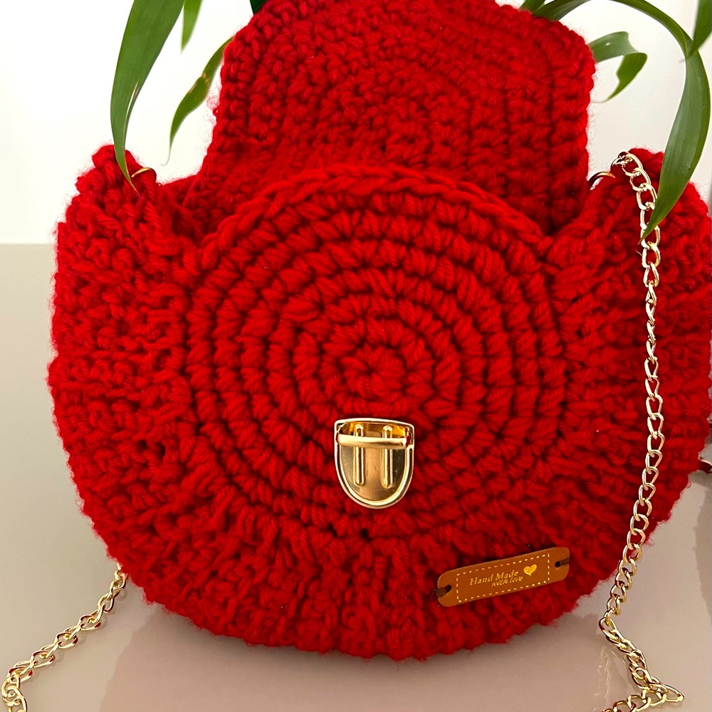 Circle Red Crochet Handbag